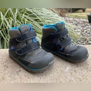 See Kai Run Insulated Snow Boots Little Kid (Boys / Girls) Size 9